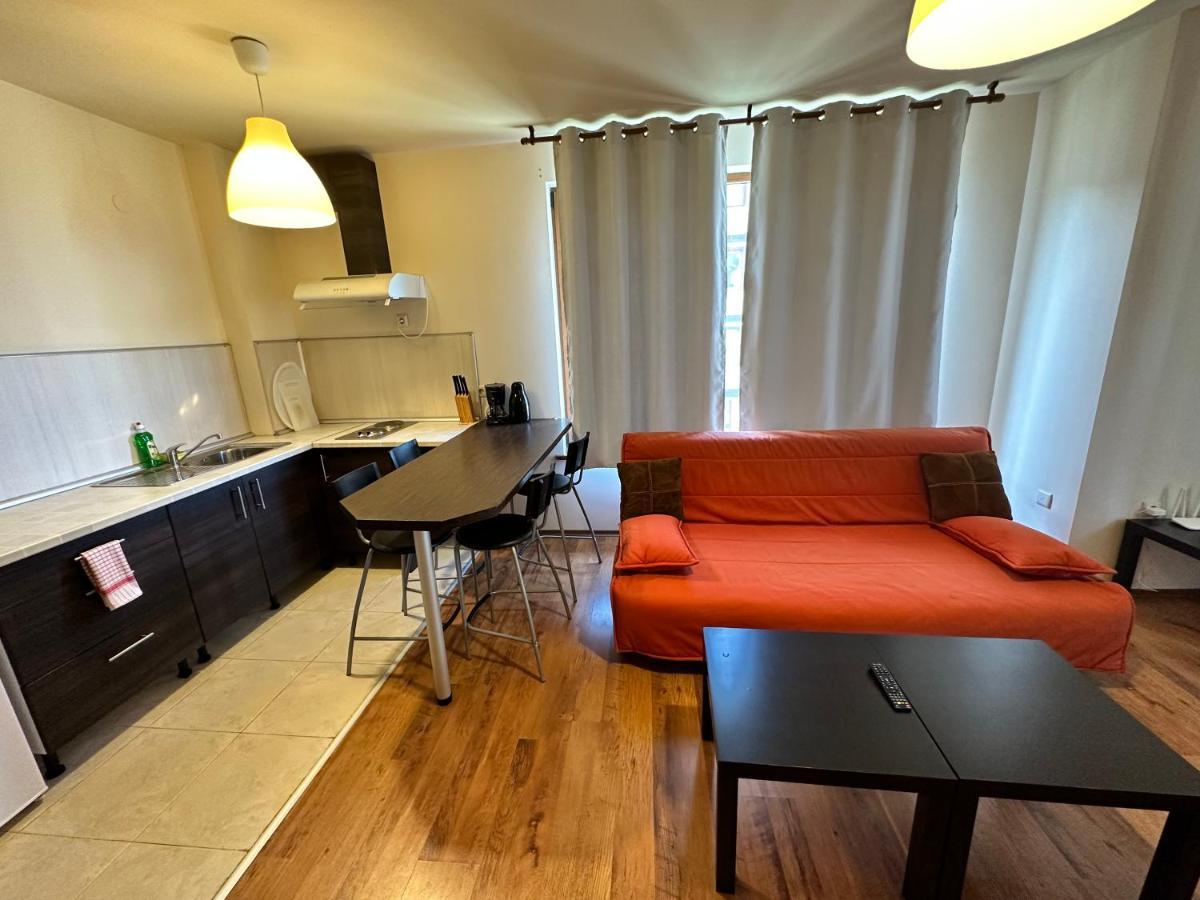 Neon Luxury Apartments Next To The Gondola بانسكو المظهر الخارجي الصورة