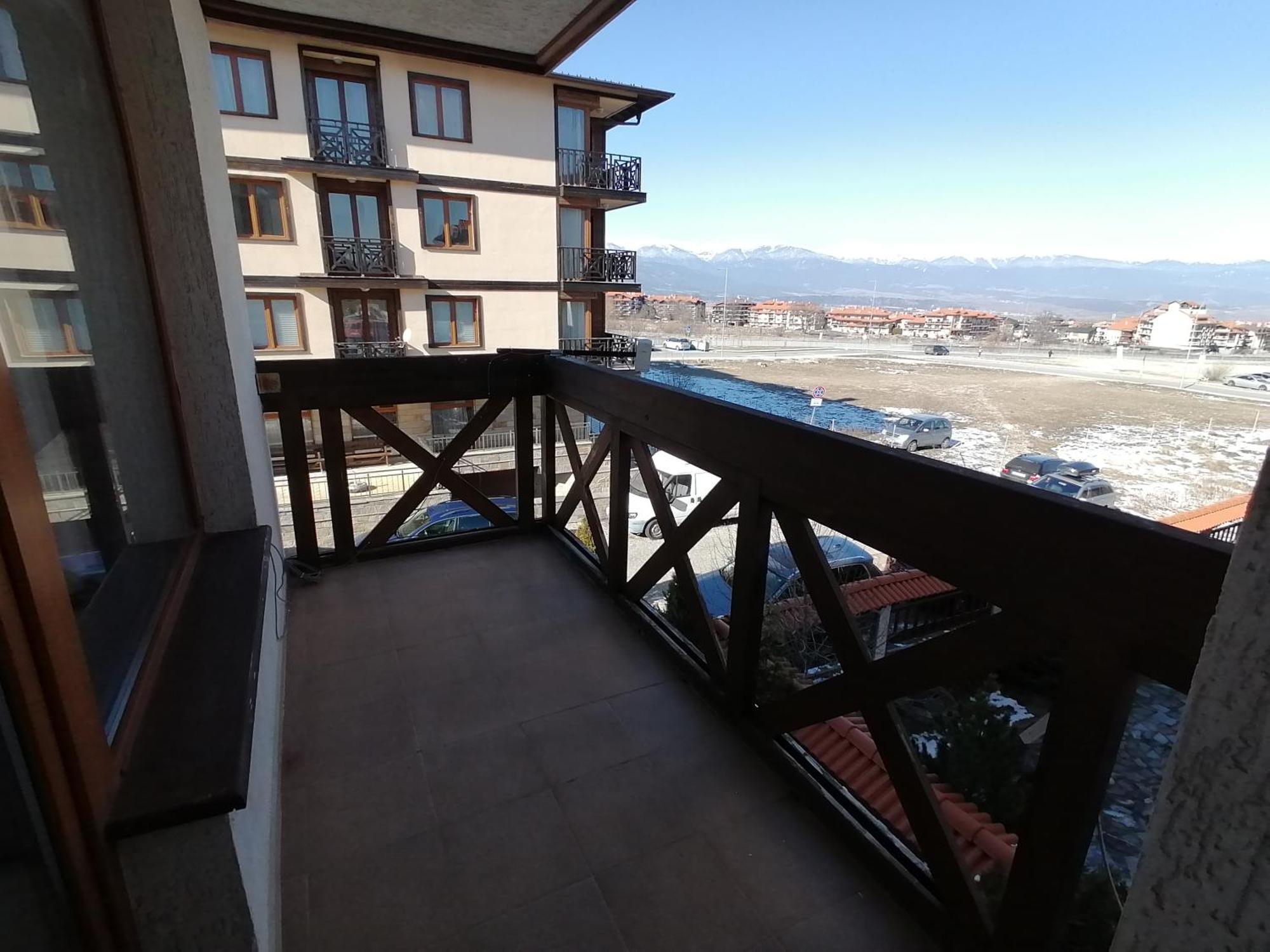 Neon Luxury Apartments Next To The Gondola بانسكو الغرفة الصورة
